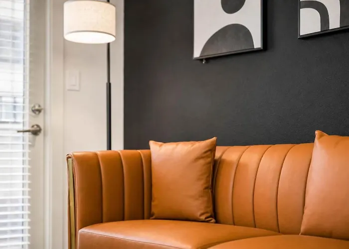 Boulevard Luxe Near Stadium Pool Parking And Gym * Glendale